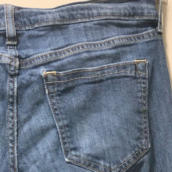 Old Navy The Diva Women’s Blue Denim Jeans Sz 6 - Picture 7 of 8